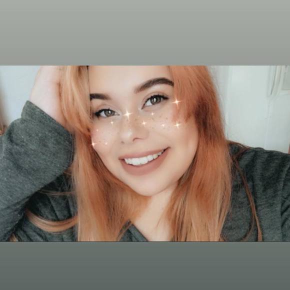 Meet your Posher, Clarissa - Picture 1 of 1